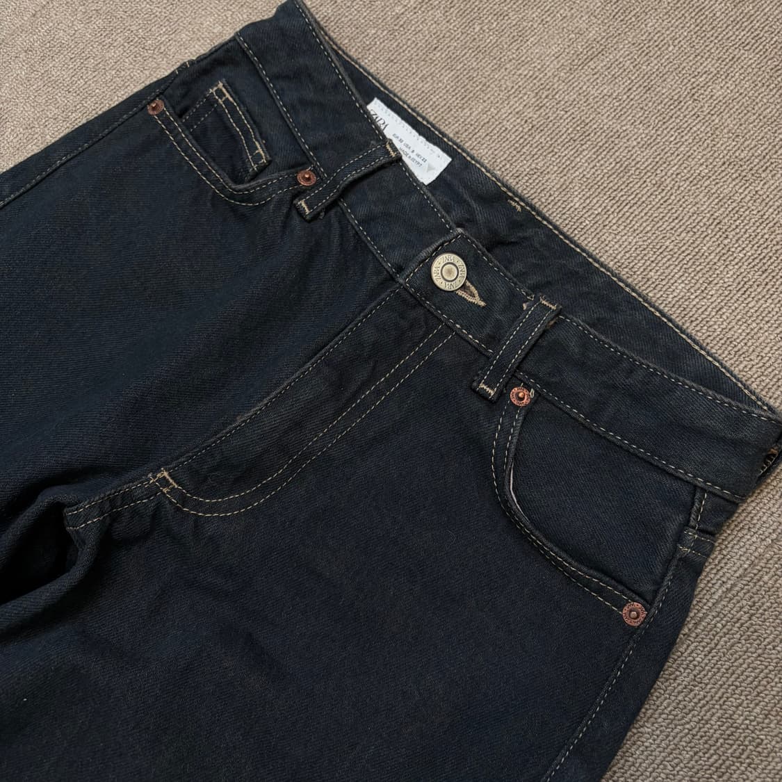 zara 자라 미드라이즈 와이드 플레어 흑청 데님  상품이미지2