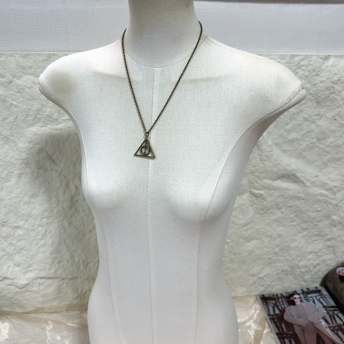 빈티지 황동 해리포터 죽음의 성물 목걸이 상품이미지1