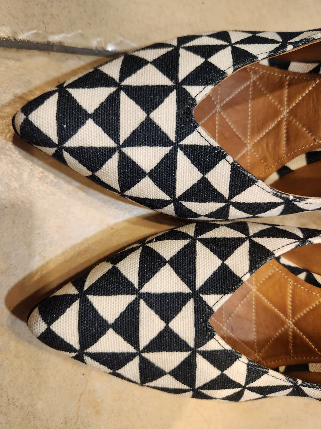 이자벨마랑 블랙 화이트 패턴힐 상품이미지2