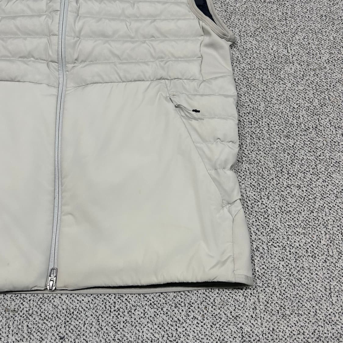 룰루레몬 다운베스트 상품이미지2