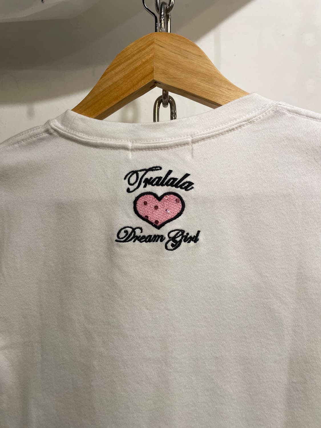 tralala 트랄랄라 글리터 핑크 레터링 화이트 티셔츠 상품이미지5