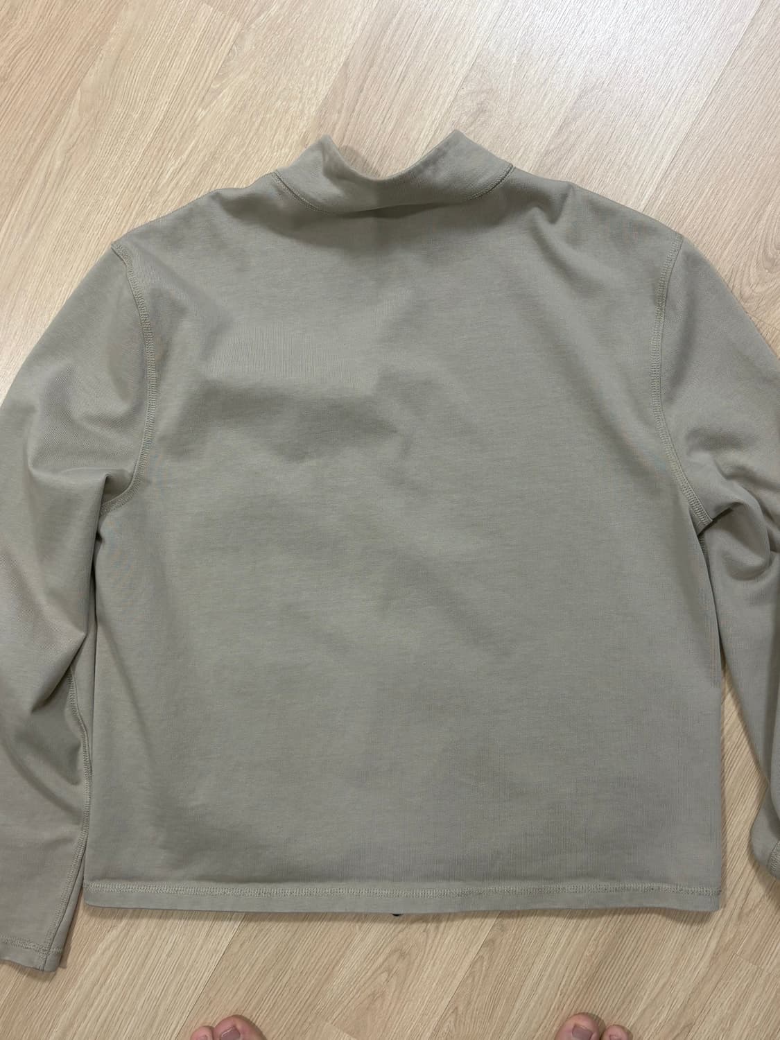 아모멘토 집업 상품이미지4