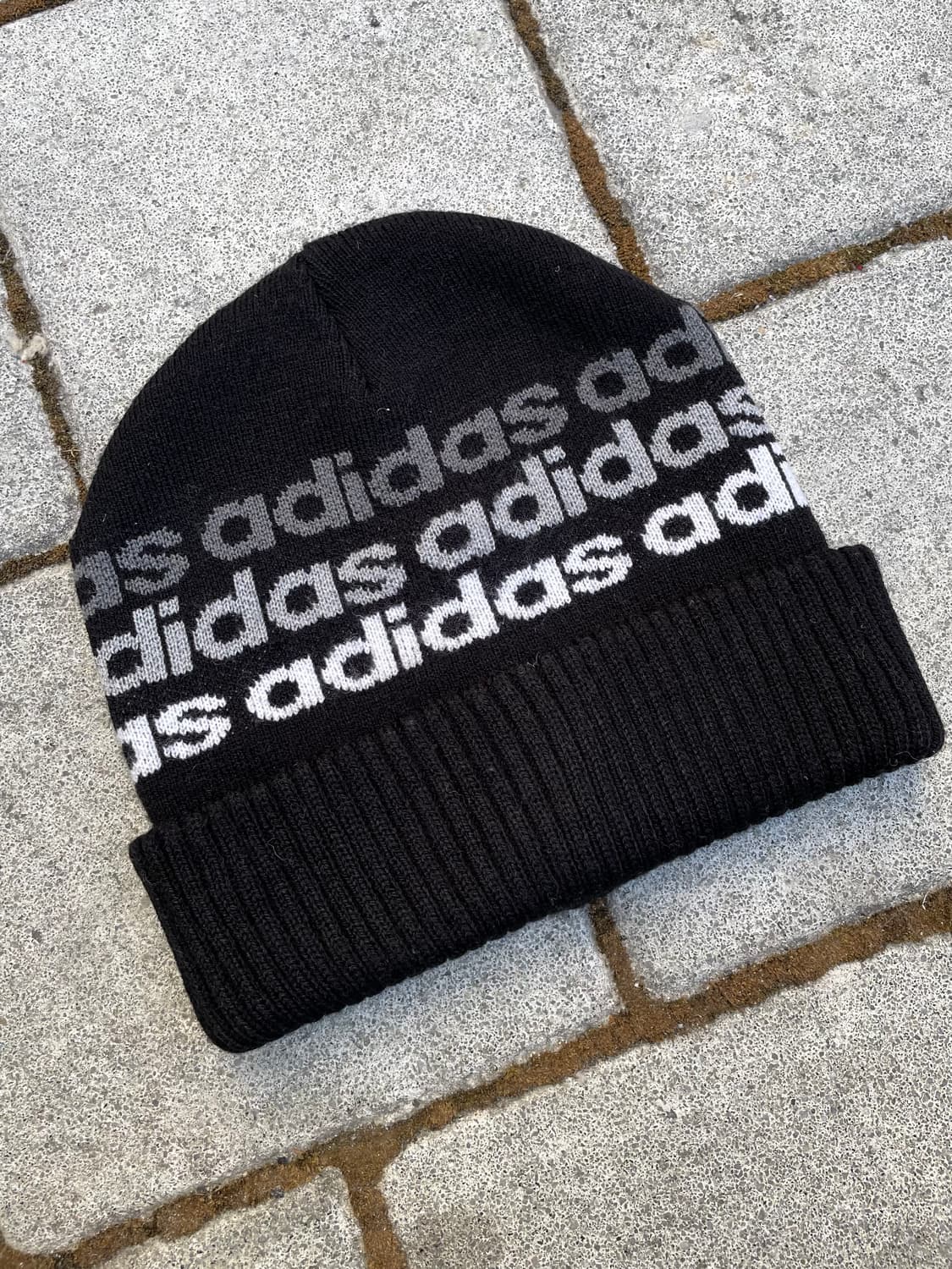 Jpn Adidas 아디다스 스펠아웃 로고 커프 비니 상품이미지1