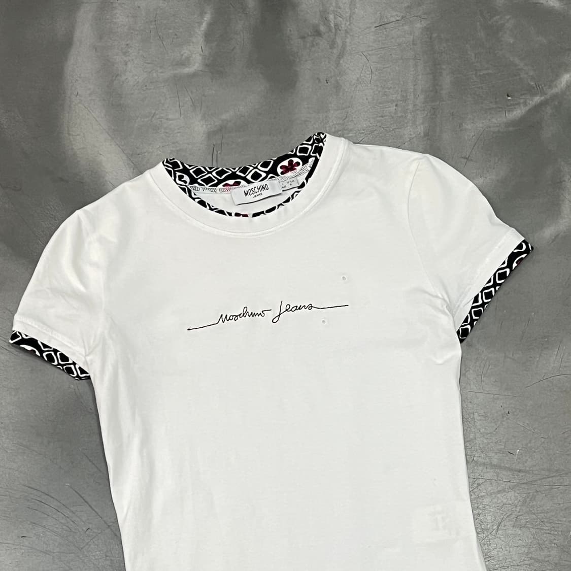  모스키노 자수로고 반팔티 y16266 상품이미지3