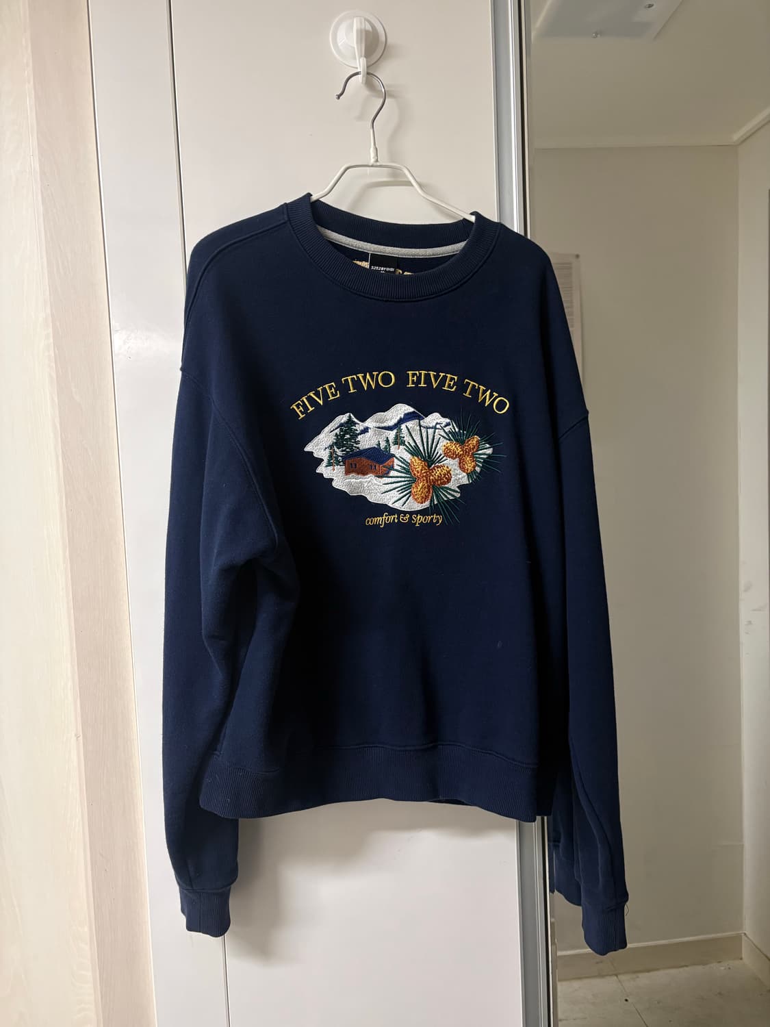 오아이오아이 맨투맨 상품이미지1