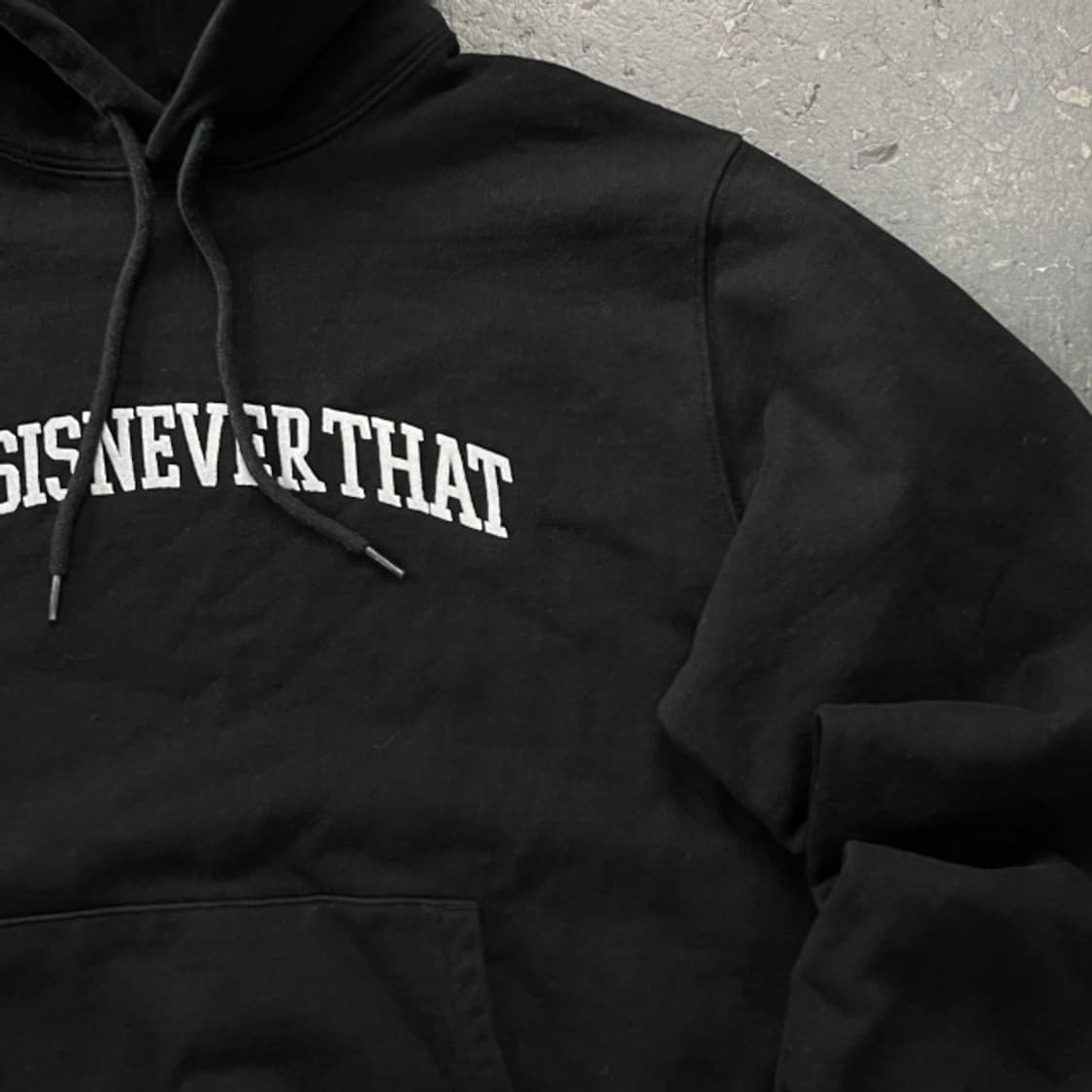 100 디스이즈네버댓 후드티 상품이미지2