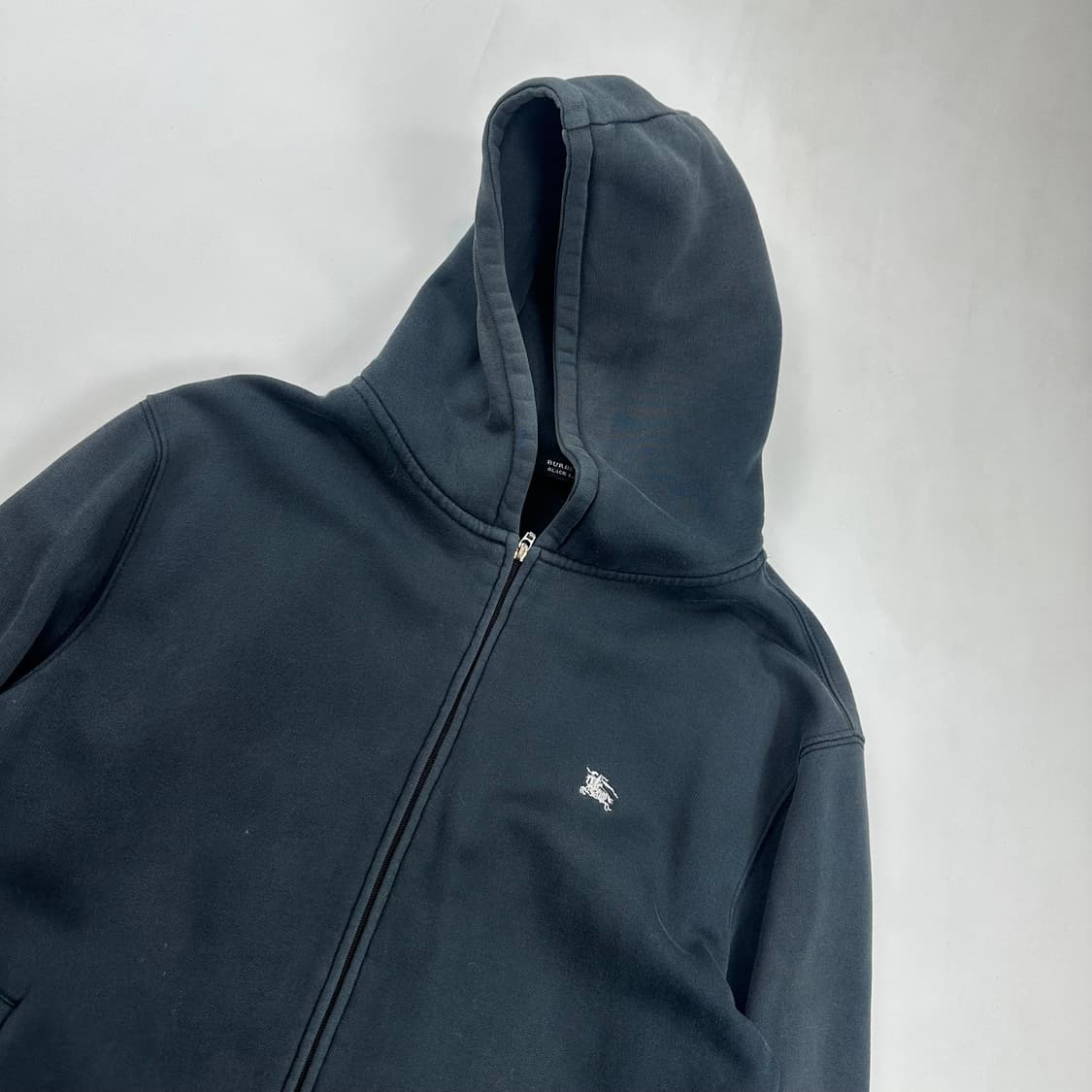 버버리 블랙라벨 자수 후드집업 상품이미지2