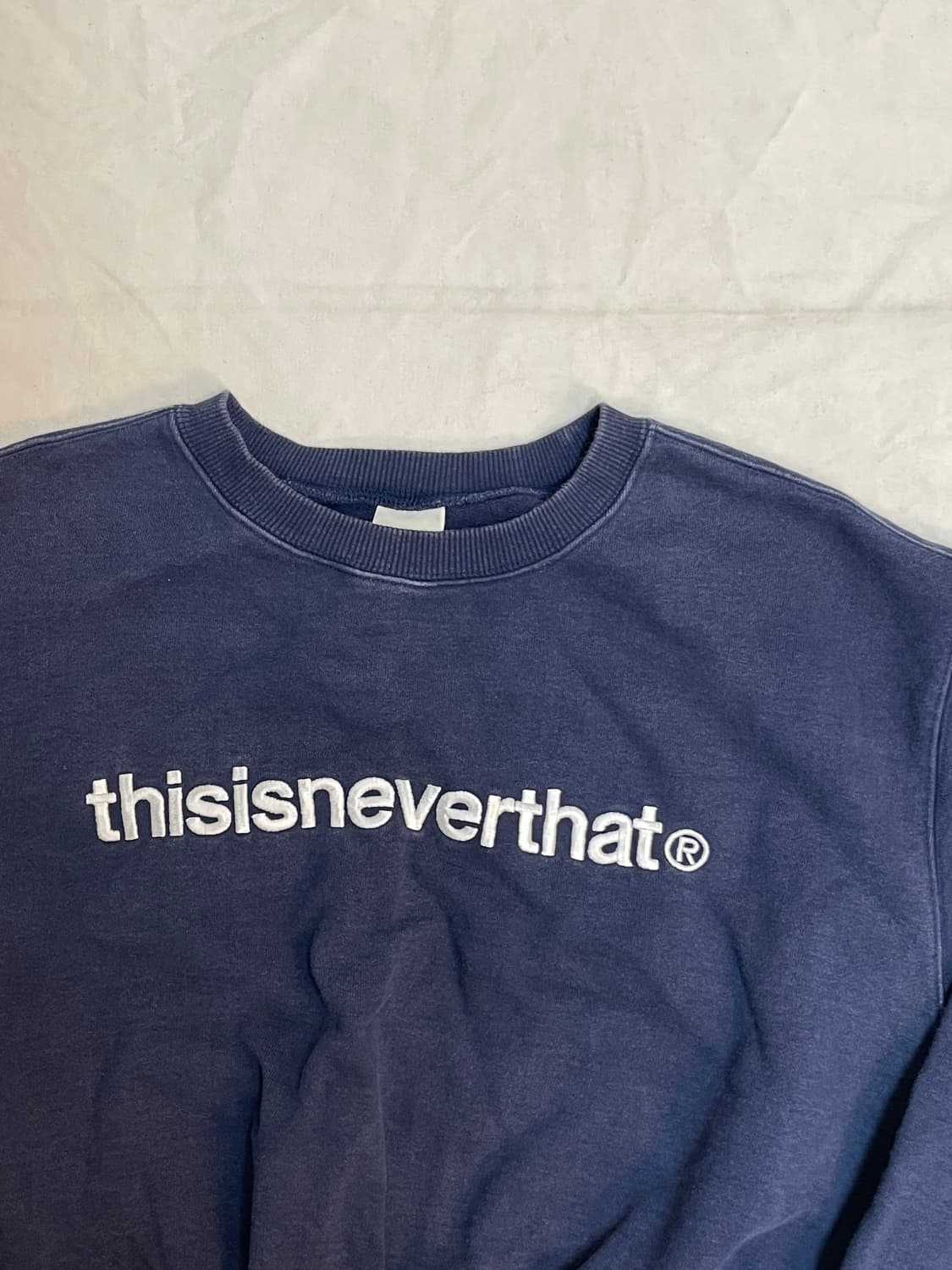 디스이즈네버댓 크롭 맨투맨 상품이미지2