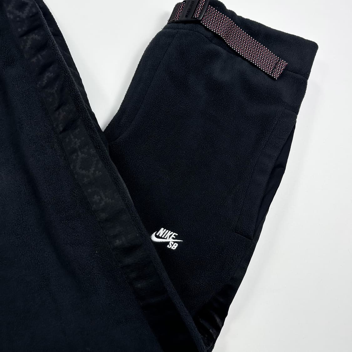 나이키 SB 블랙 후리스 조거팬츠 (M) 상품이미지1