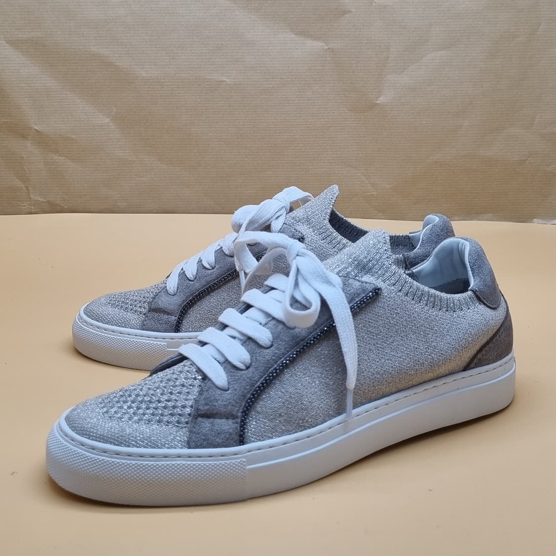 브루넬로쿠치넬리 니트스니커즈250 상품이미지1