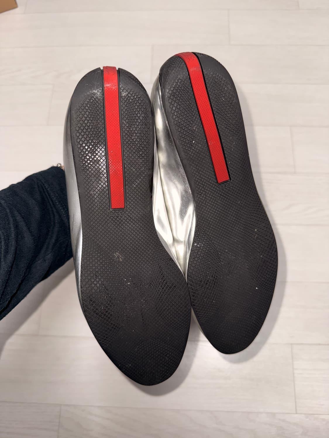 Silver flat sneakers 상품이미지5