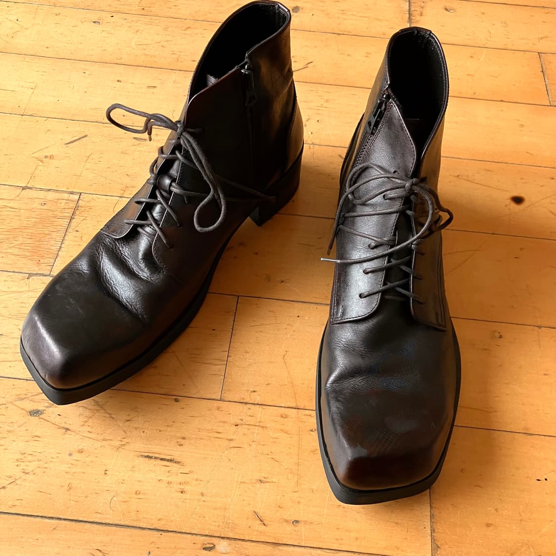 Whoop de doo 훕데두 스퀘어 레이스 스루 힐 부츠 (270) 상품이미지3