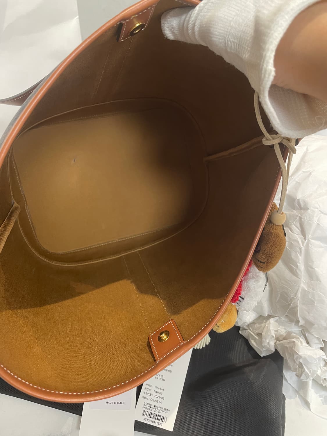 정품 셀린느 버킷백 미듐  상품이미지9