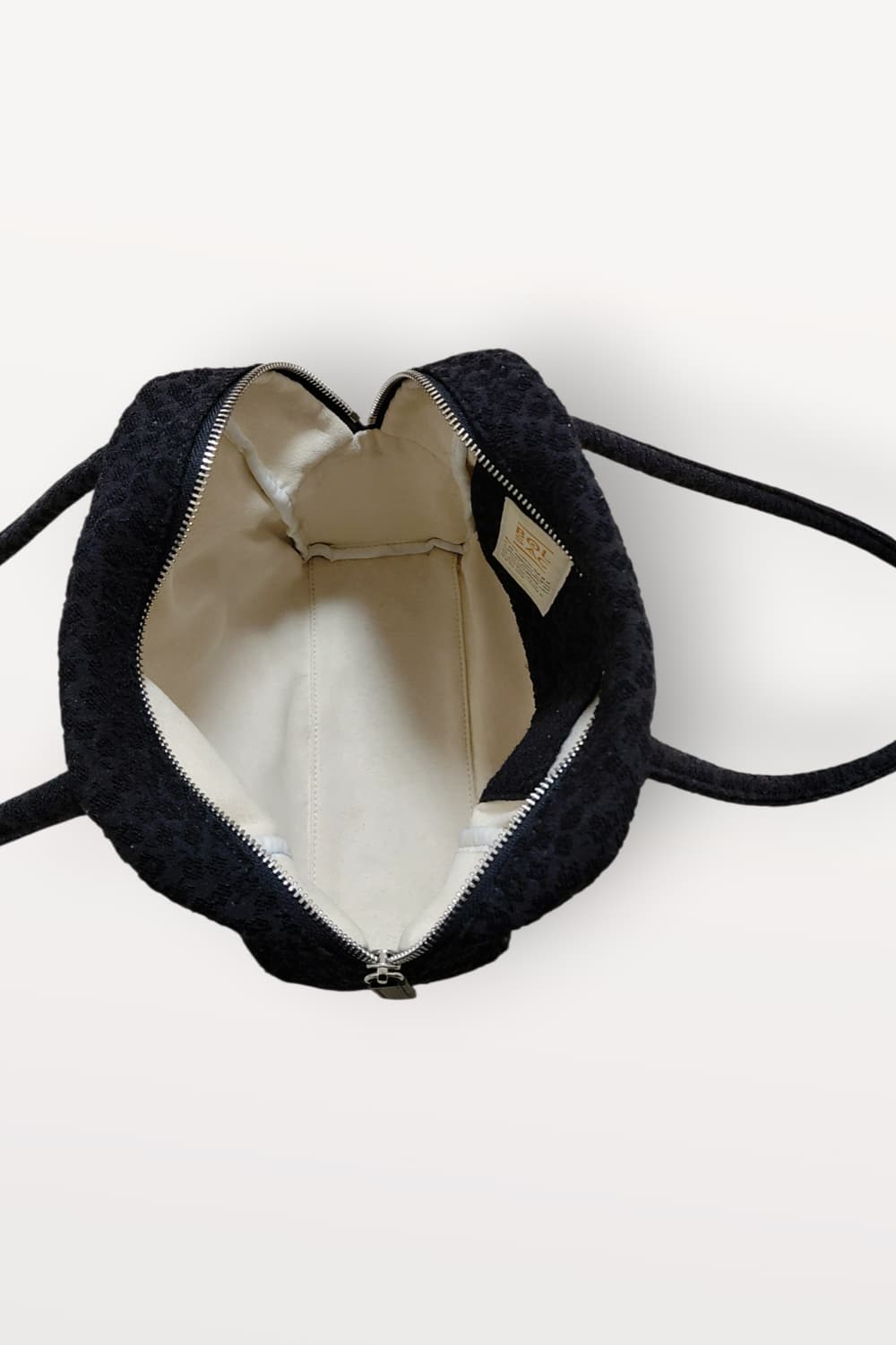 볼삭 플러미백 bolsac plummy bag black 낫띵리튼미닛뮤트 상품이미지7