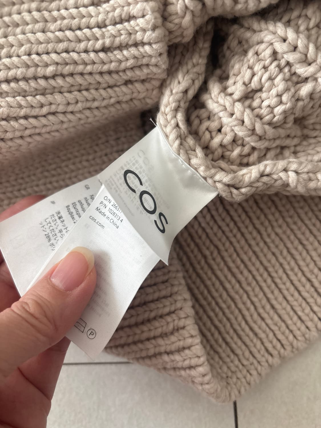 코스케이블니트ㅡ거의새것 상품이미지2