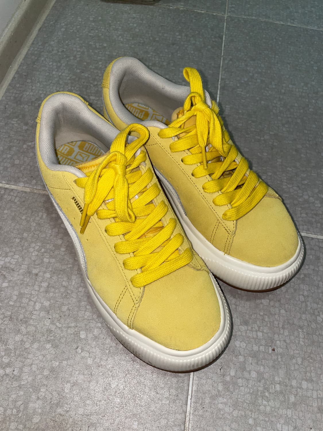 (puma)퓨마 스웨이드 Mayu UP 옐로우 스니커즈 250 상품이미지4