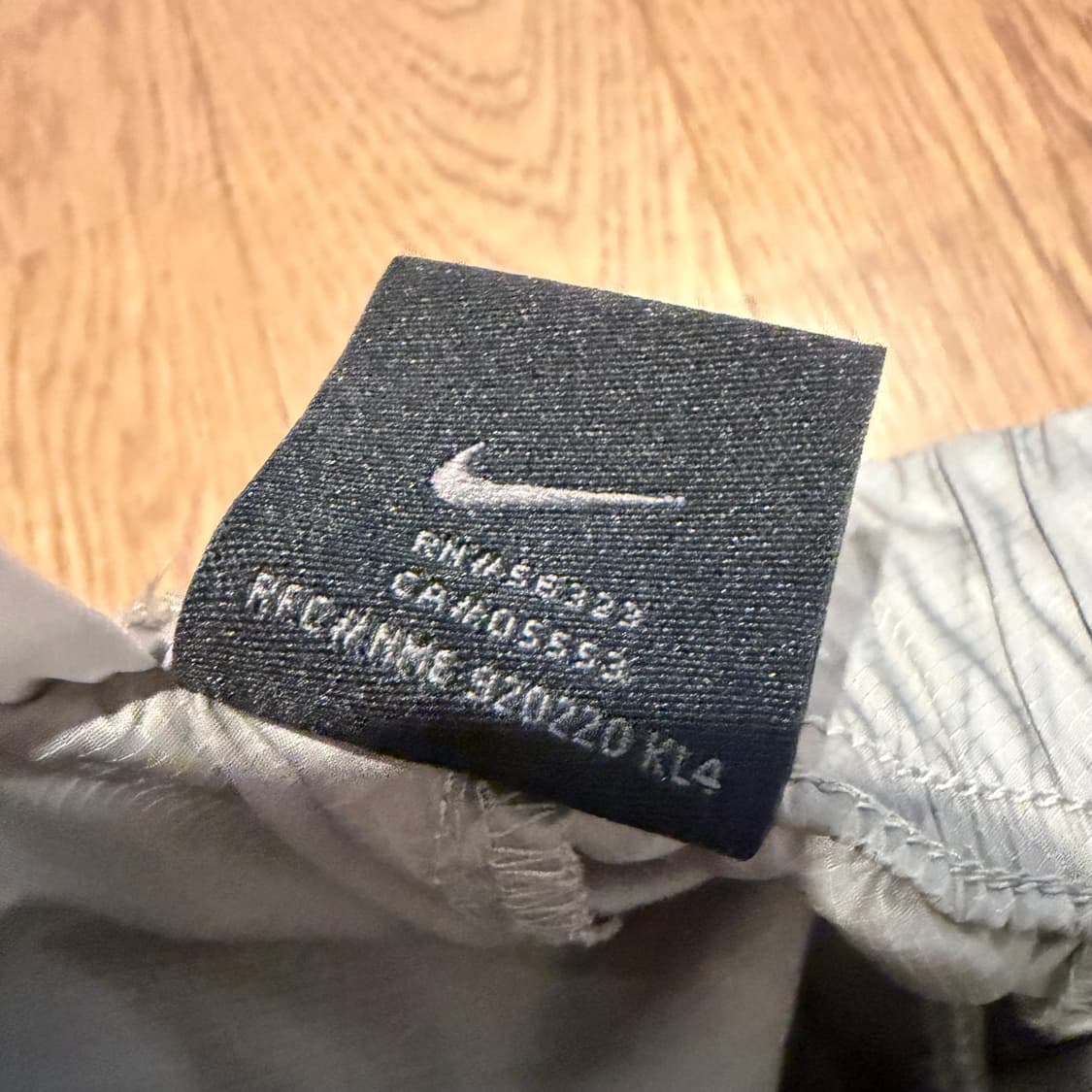 나이키 솔로 스우시 트랙 팬츠7부 상품이미지4