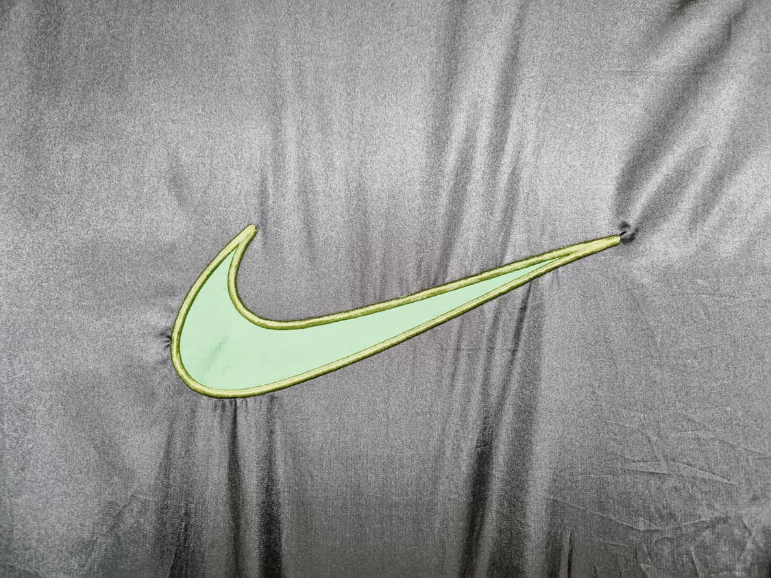 나이키 녹/검 올드스쿨 레어 유광 돕바 점퍼 롱패딩 상품이미지6