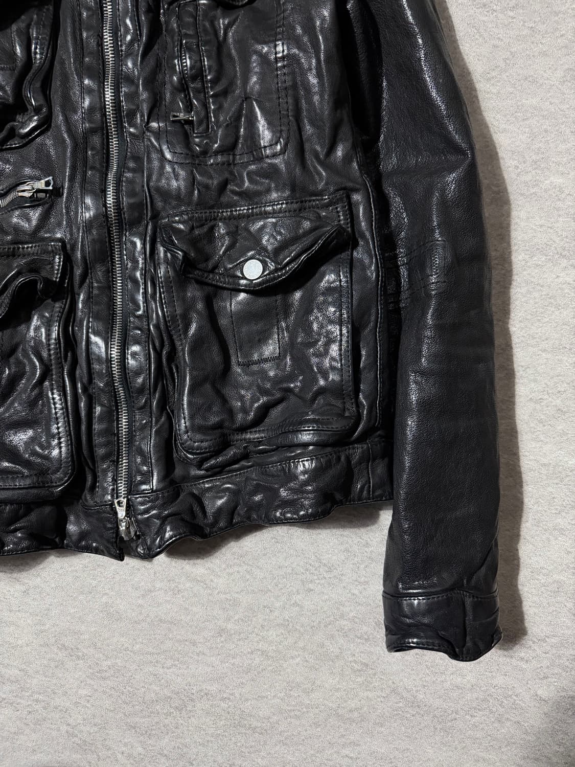 닐바렛 멀티지퍼 버팔로레더자켓 상품이미지7