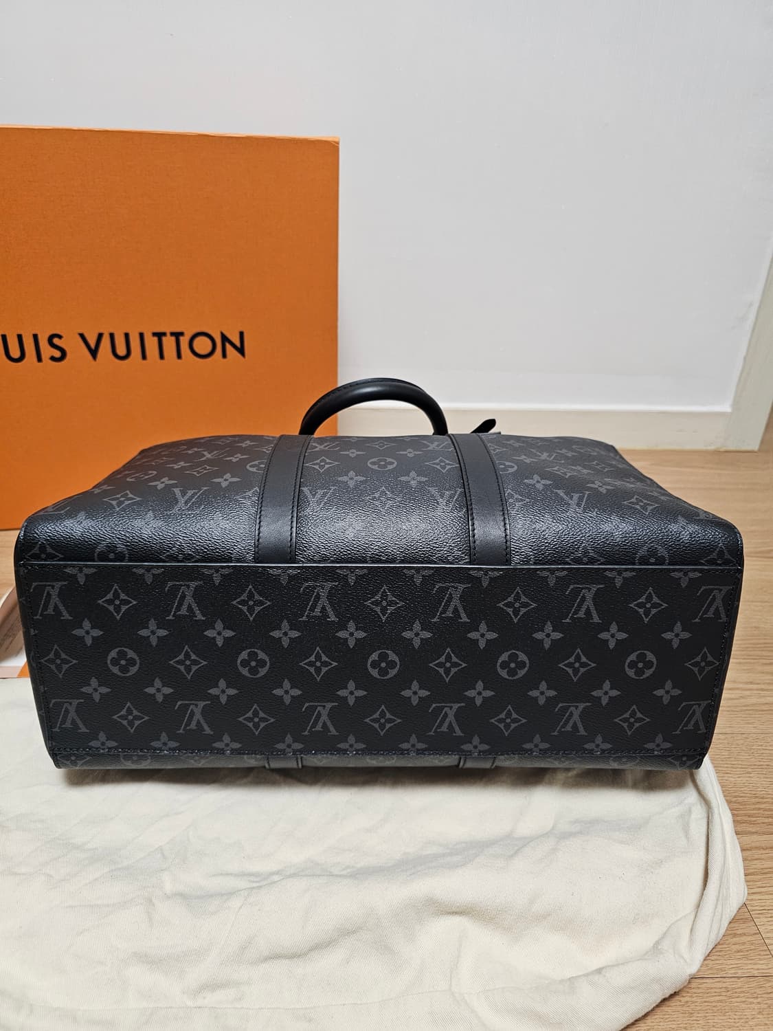 루이비통 이클립스 삭플라 24H 숄더백 토트백 25ss 신형 상품이미지7