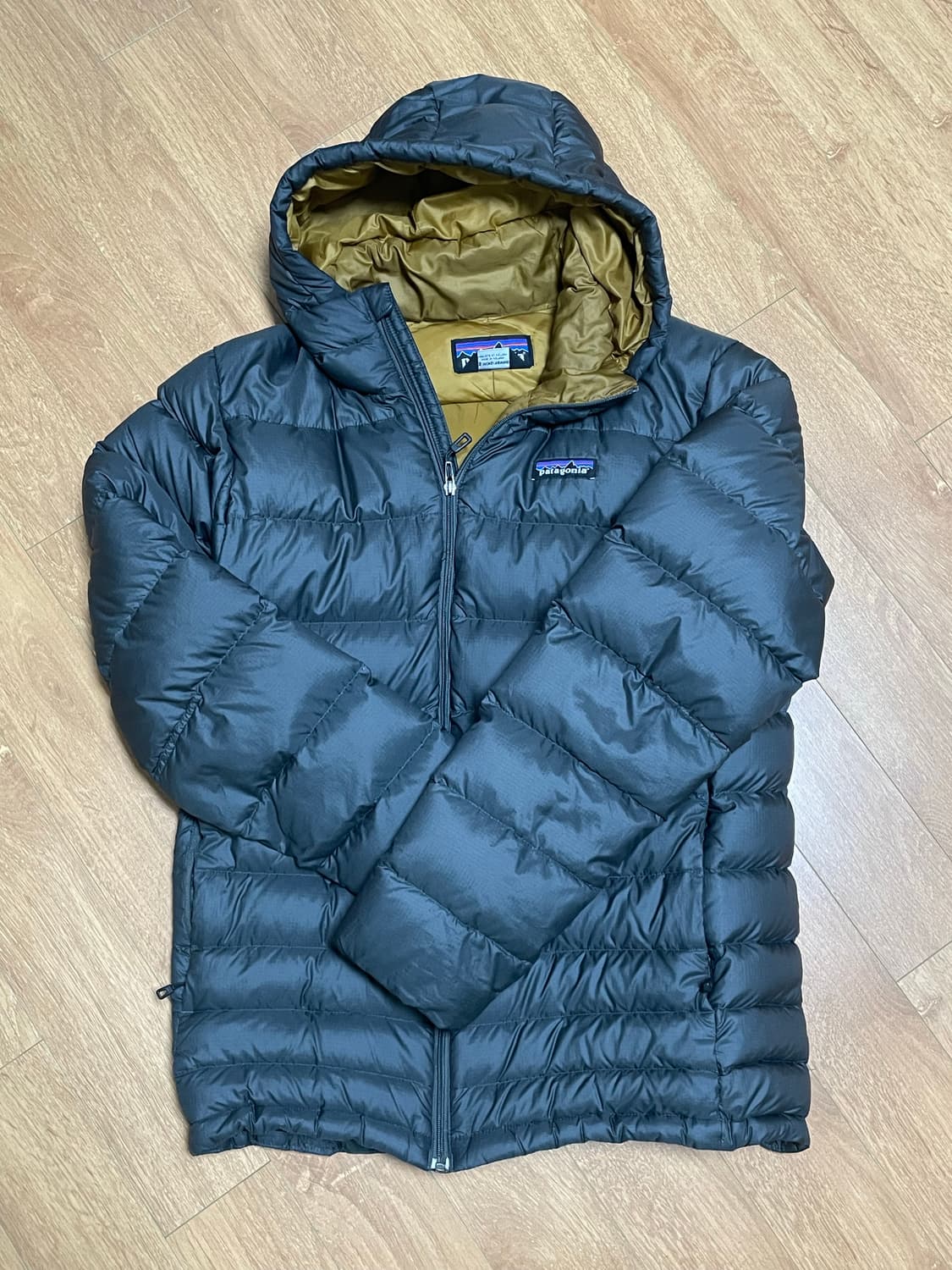 파타고니아 후디 패딩 xs 남녀공용 상품이미지1