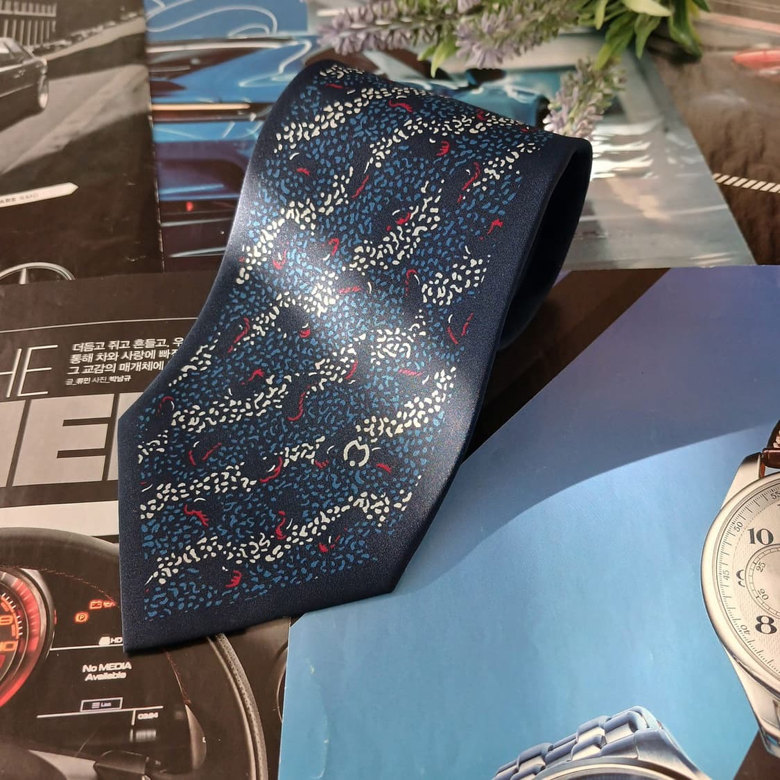 밀라숀 실크 네이비 패턴 넥타이 9.2cm A+등급 A19404
 상품이미지4