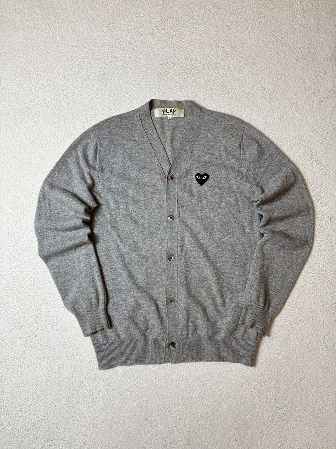 꼼데가르송 하트 로고 니트 가디건 PN7154 상품이미지1