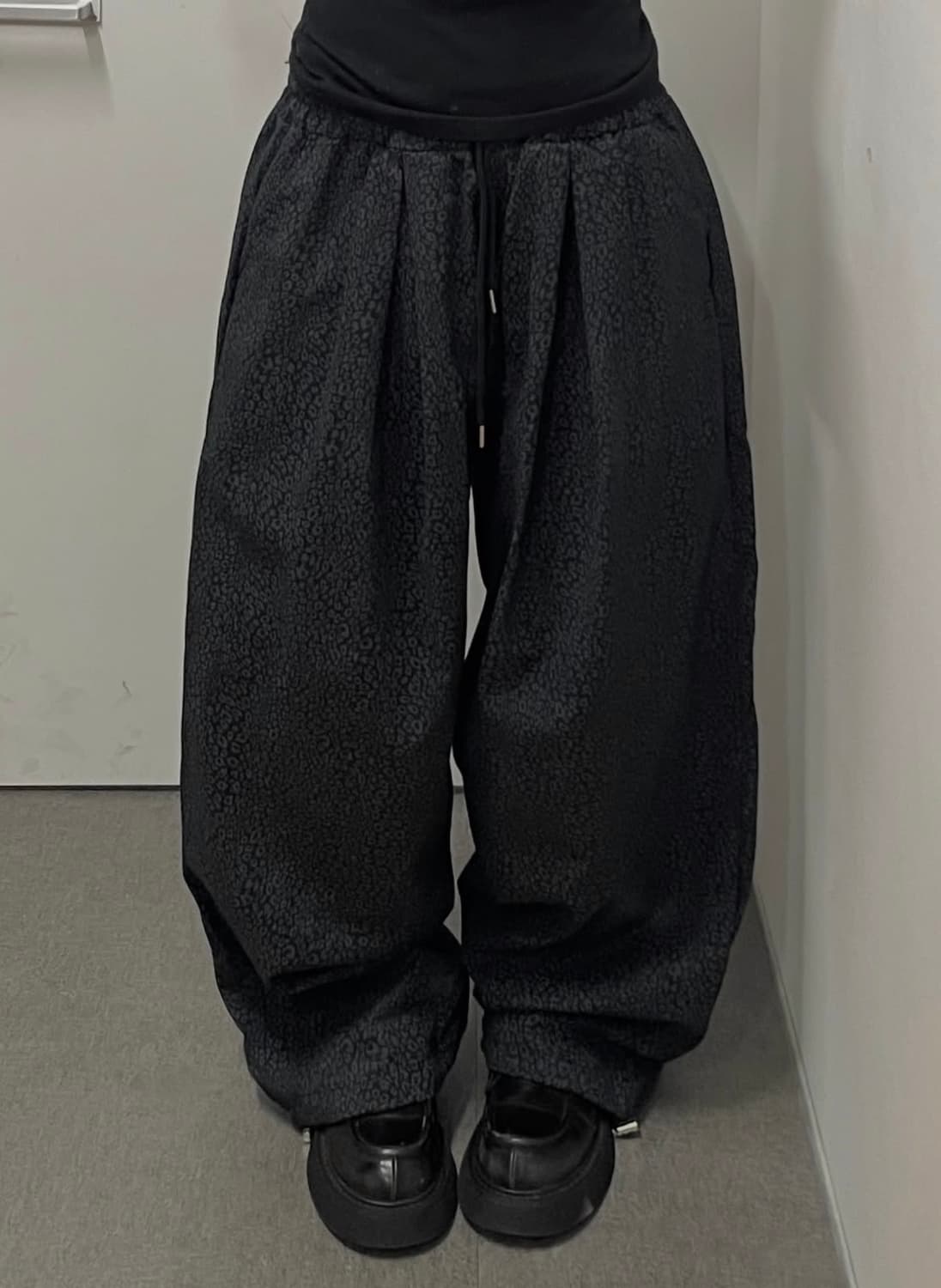 레오파드 스트링 벌룬팬츠 ( 차콜 )  상품이미지3