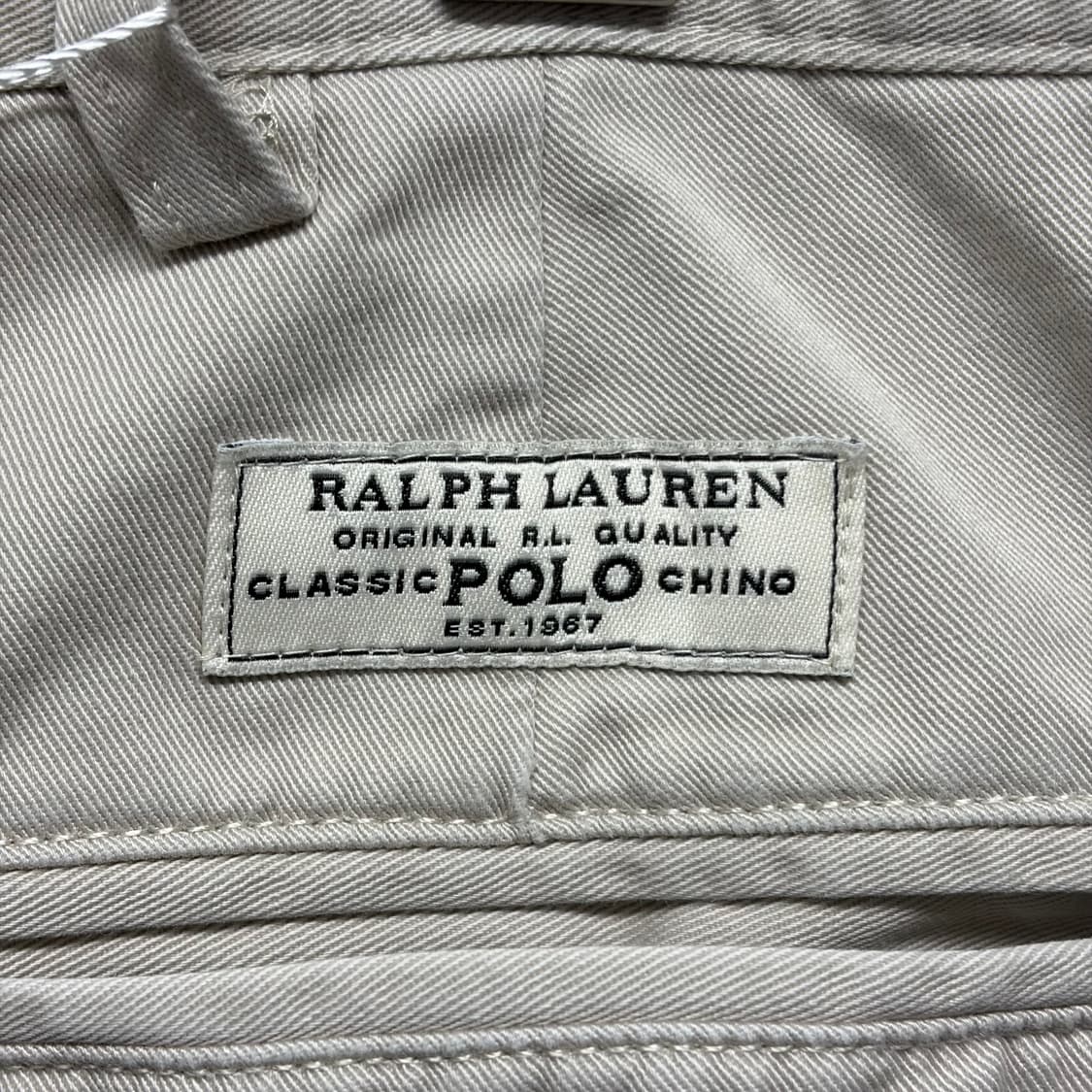 폴로 투턱 치노팬츠 3  상품이미지3