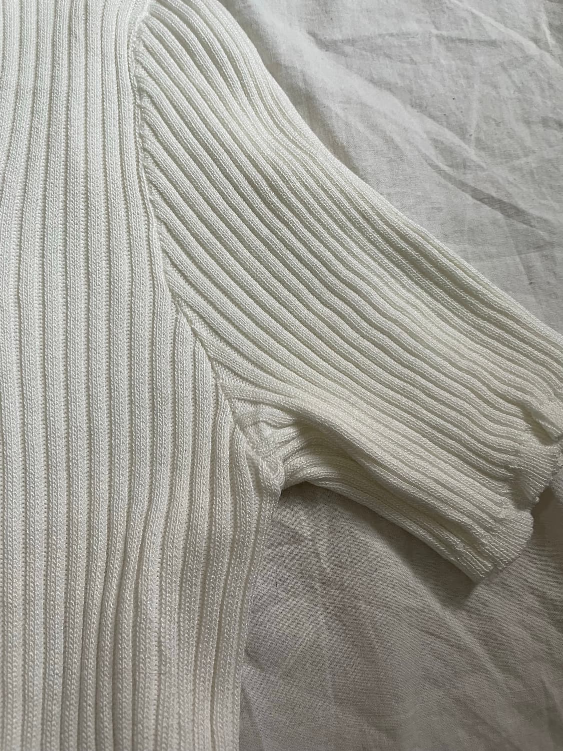 쉬엔나 스퀘어넥 골지 크롭 반팔 가디건 상품이미지3