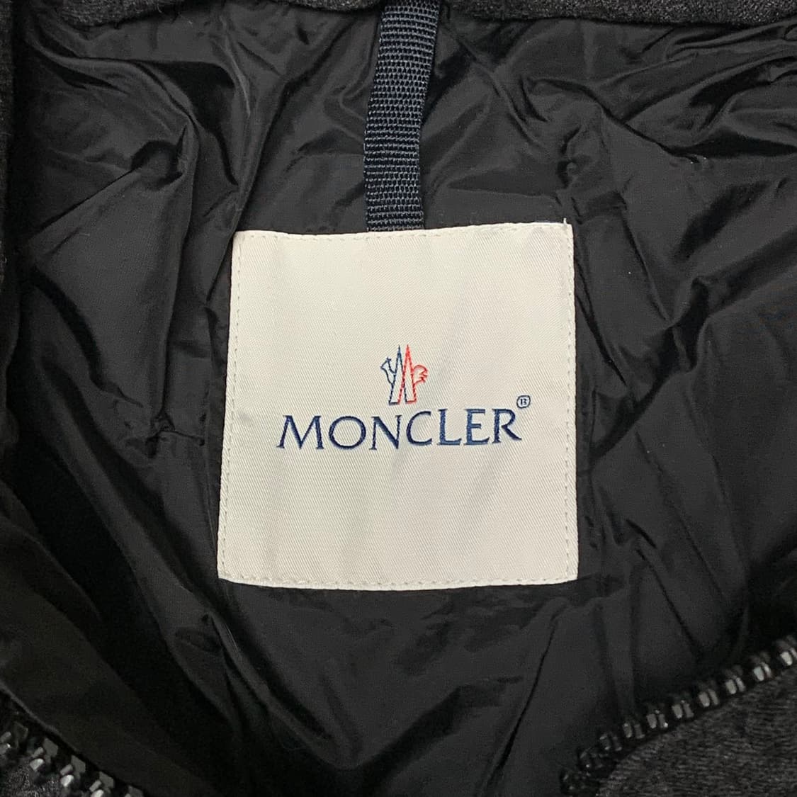 몽클레어 프릴 포인트 패딩 상품이미지5