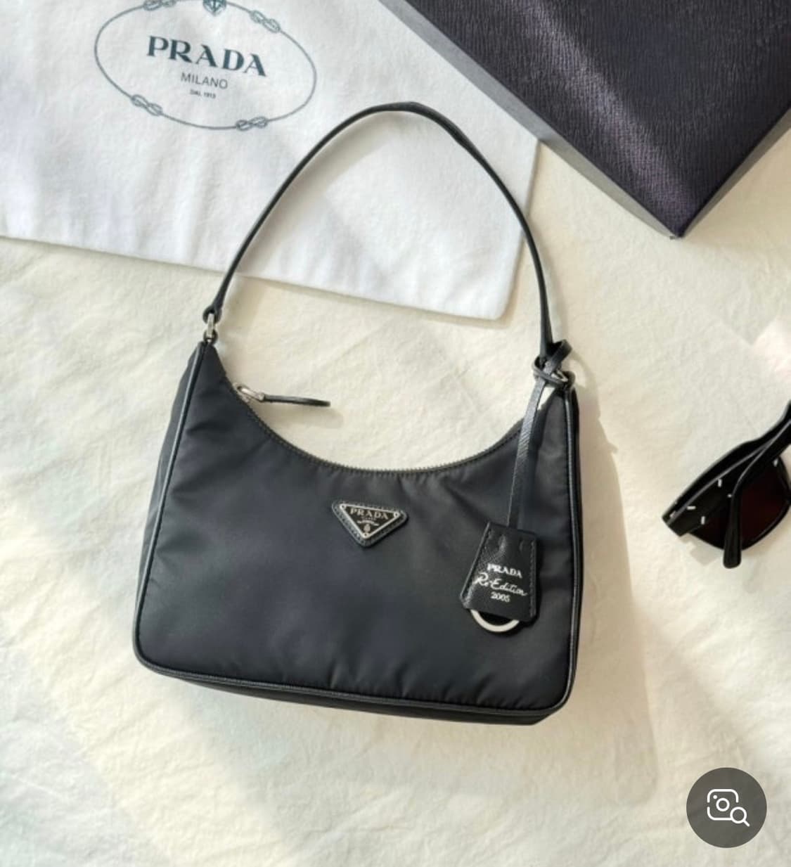 프라다 숏백 상품이미지1