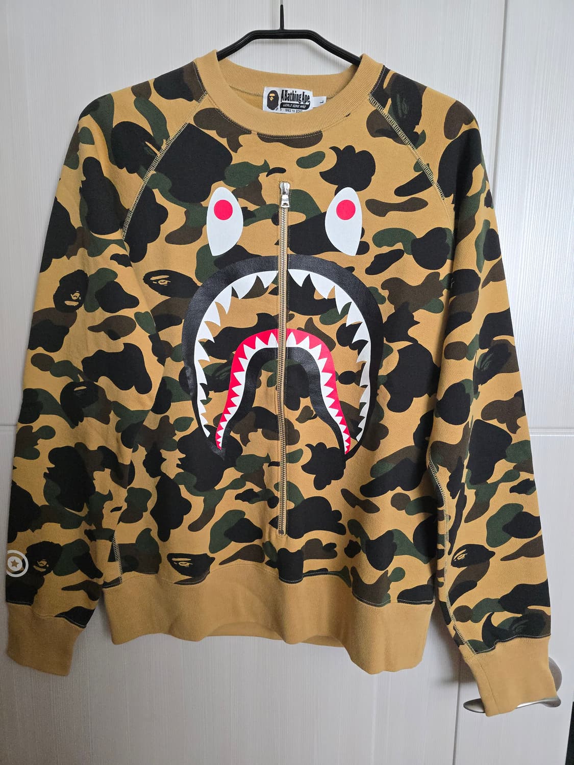 베이프 샤크 크루넥(황계) 상품이미지1