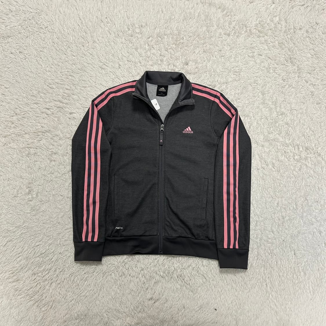 Adidas Charcoal Pink Jersey 상품이미지4