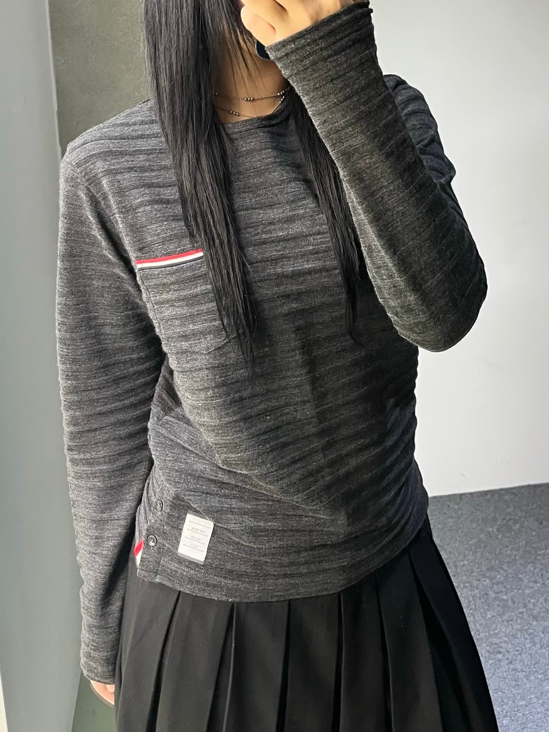 톰 브라운 스트라이프 포켓 울 롱슬리브 상품이미지1