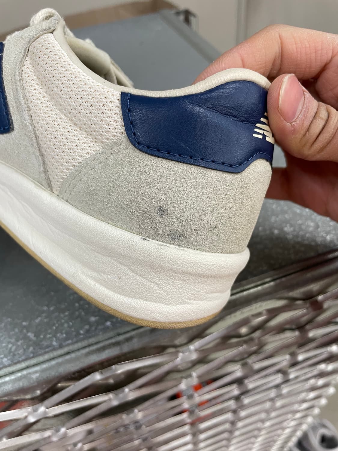 뉴발란스 CRT300 아이보리 네이비 260 상품이미지8