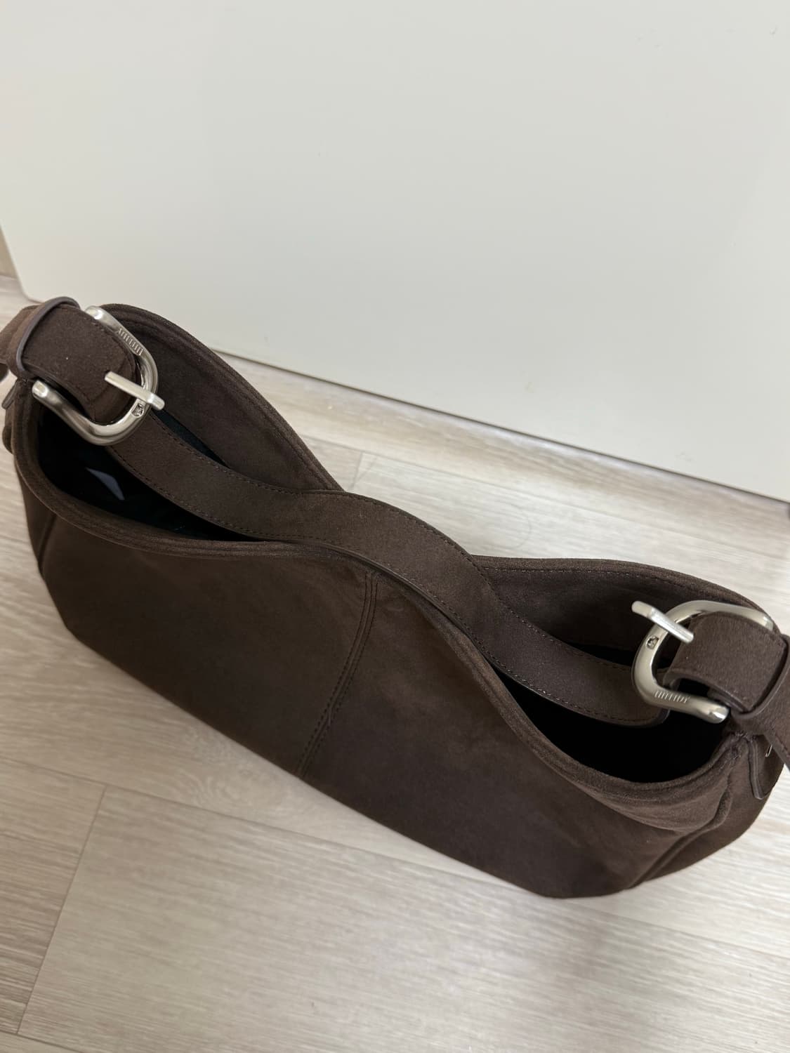 언타이디 스웨이드백 상품이미지3