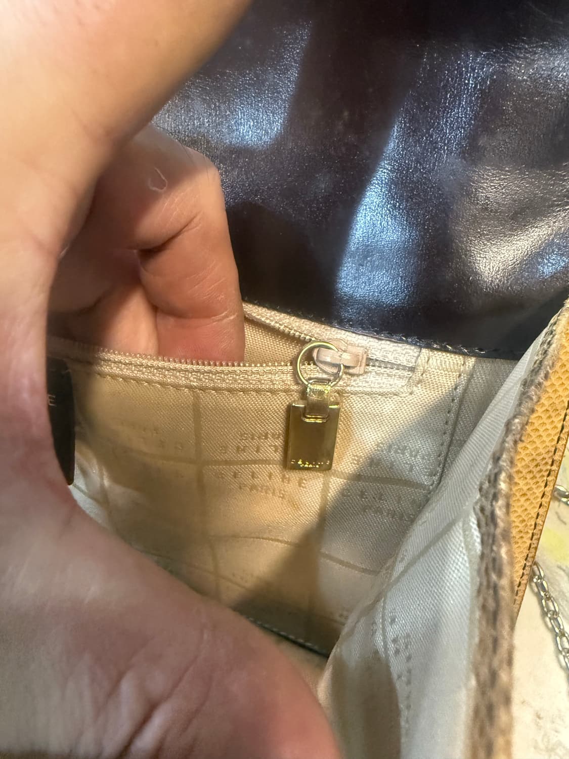 정품 셀린느 파이톤 레더 체인크로스백 팝니다 상품이미지10