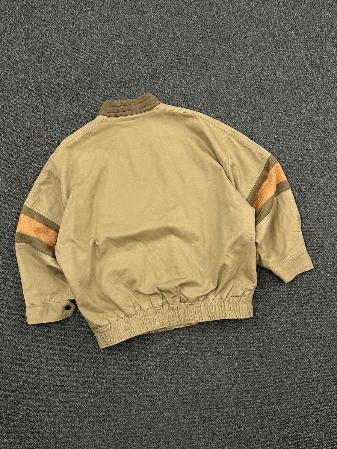 OS)Japanese vintage 패치 디테일 배색 봄버자켓 상품이미지5