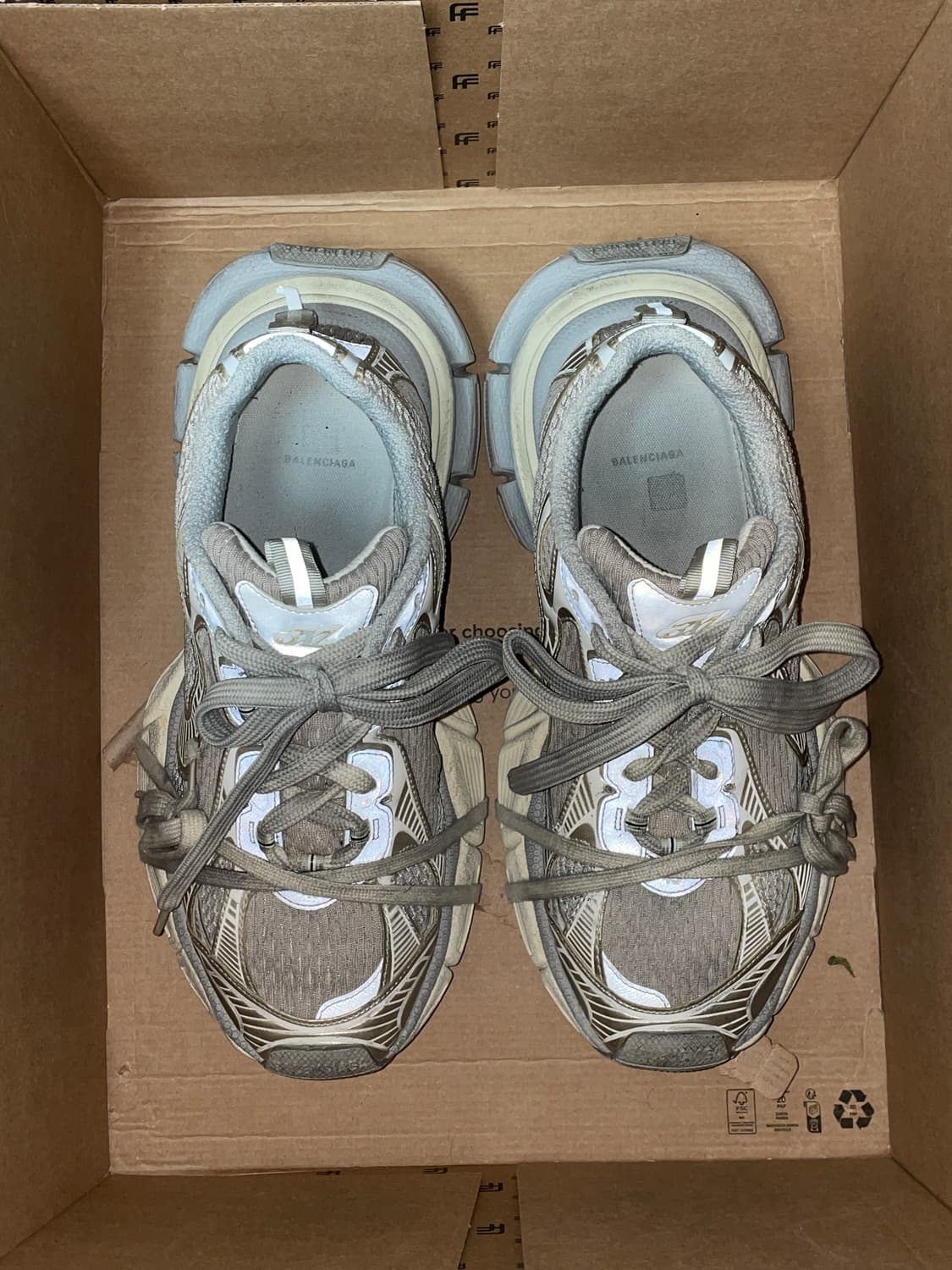 43 발렌시아가 3xl 에그쉘 4 상품이미지2