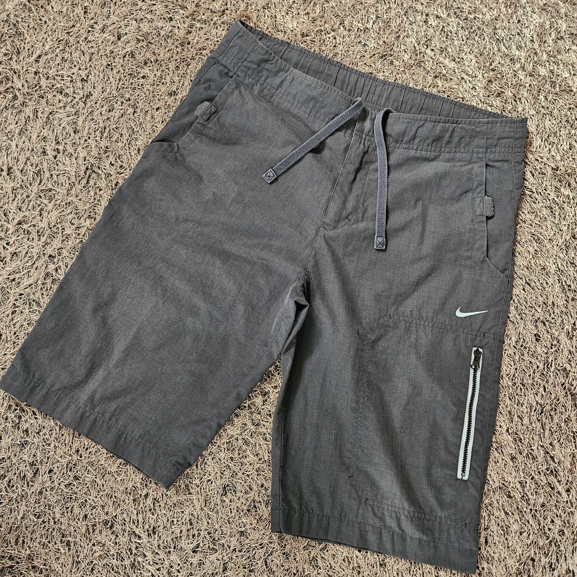 나이키(Nike) 코튼 나일론 혼방 지퍼 포켓 반바지 M 상품이미지1