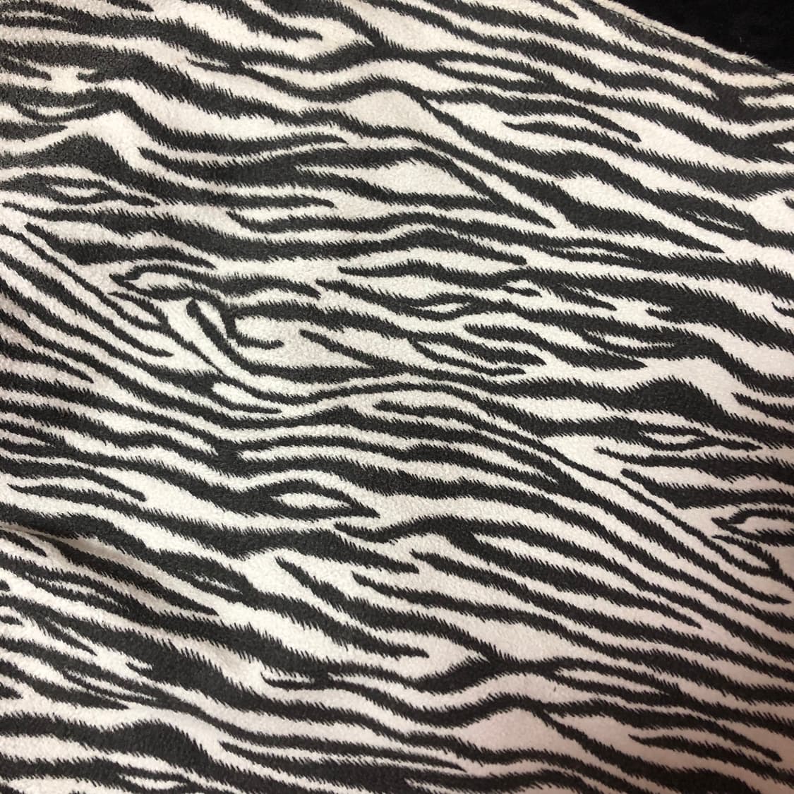 (하자있음) 베이비메탈클럽 쥬시백 블랙 상품이미지8