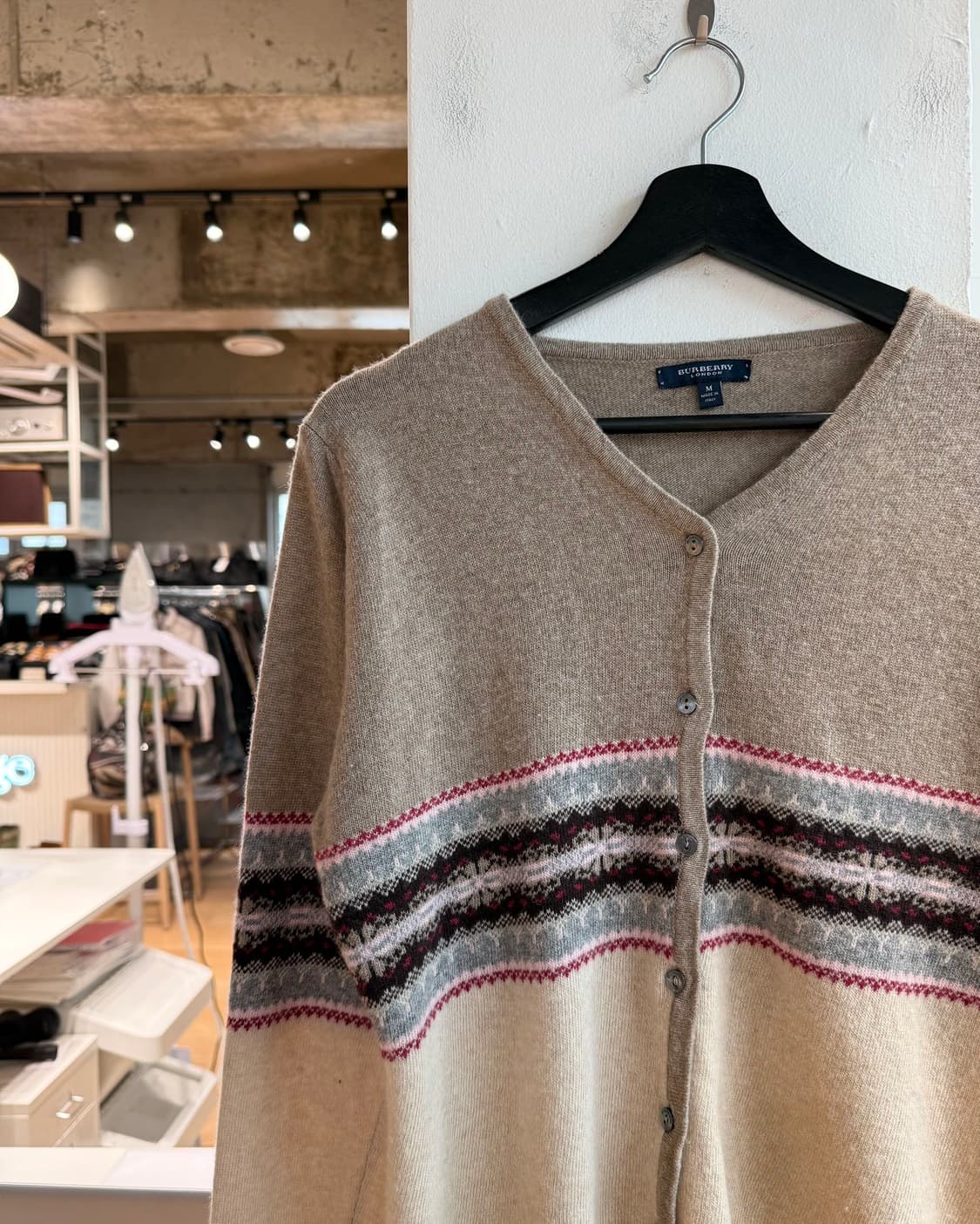 버버리 브라운 패턴 울 가디건  상품이미지4