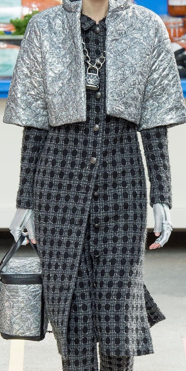 샤넬 런웨이 컬렉션 모헤어 트위드 코트 상품이미지2