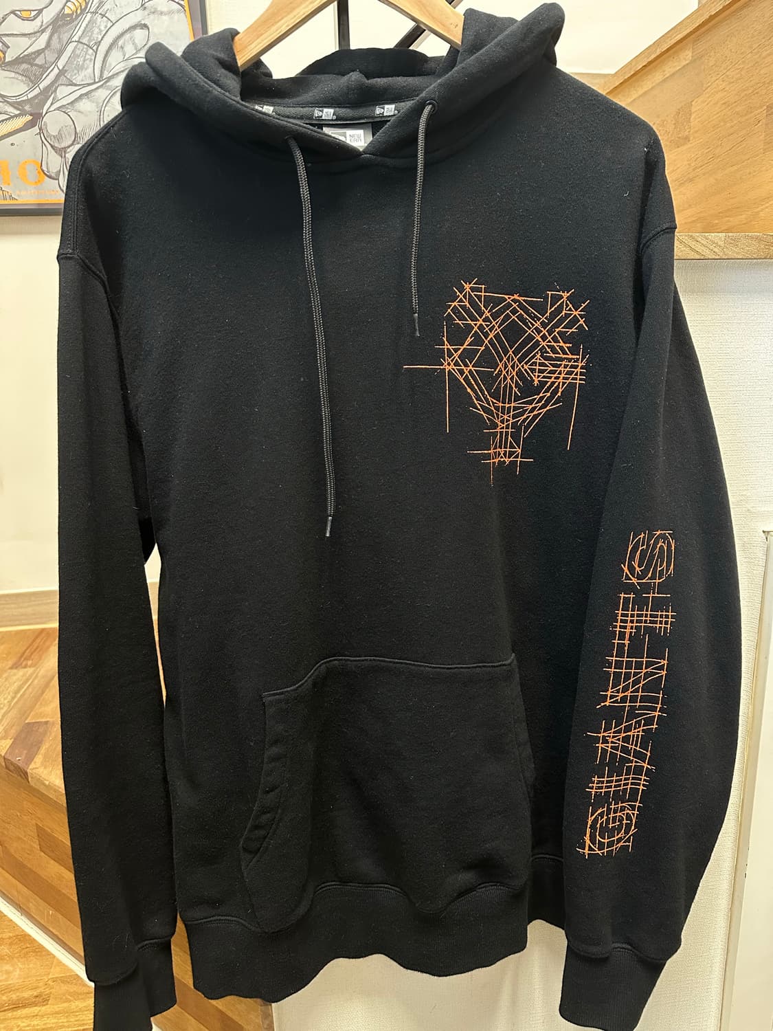 더 솔로이스트 x 뉴에라 후드티 상품이미지1