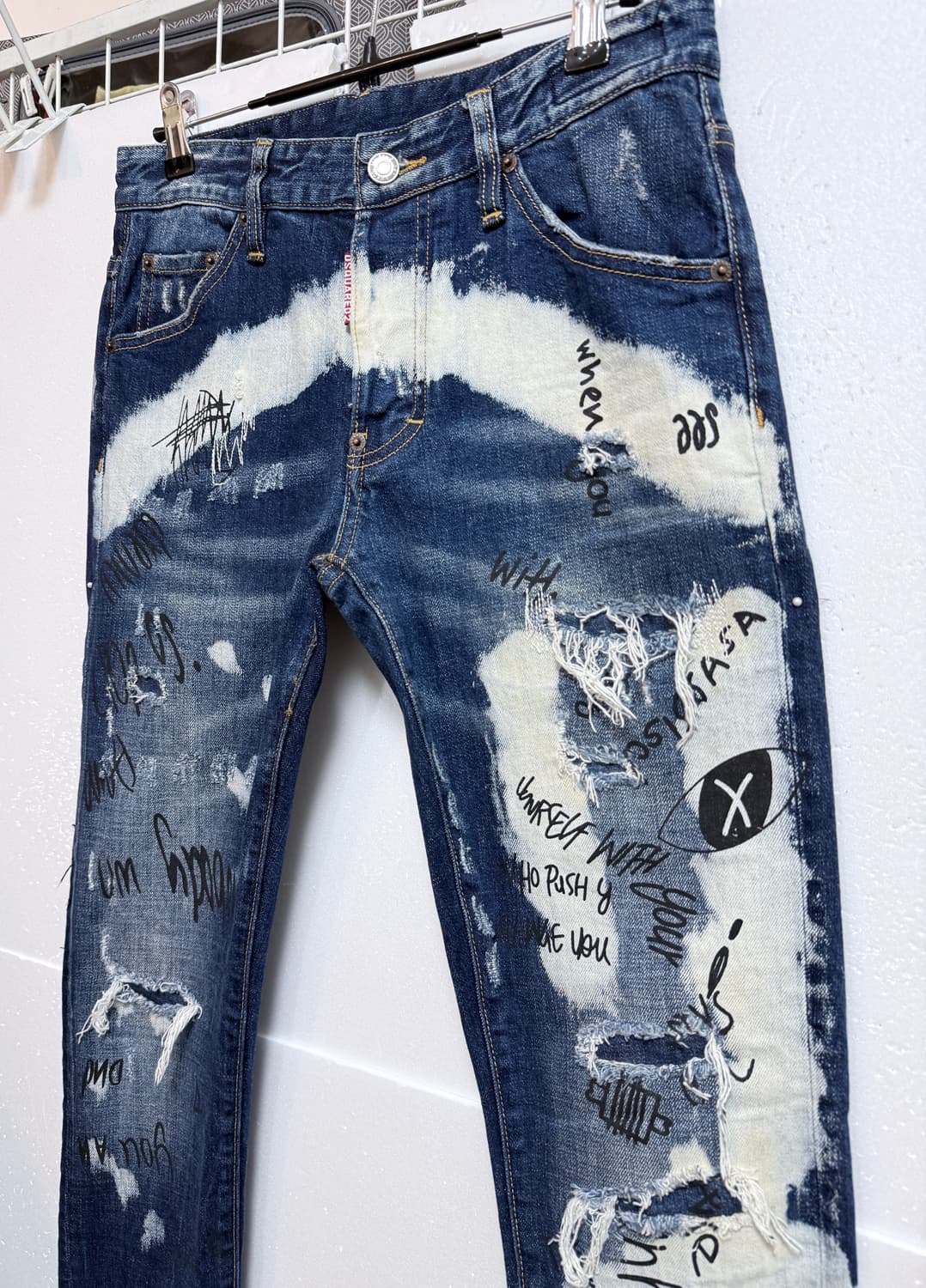 DSQUARED2 디스퀘어드2 그래피티 디스트로이드 슬림 데님 팬츠 46 상품이미지2