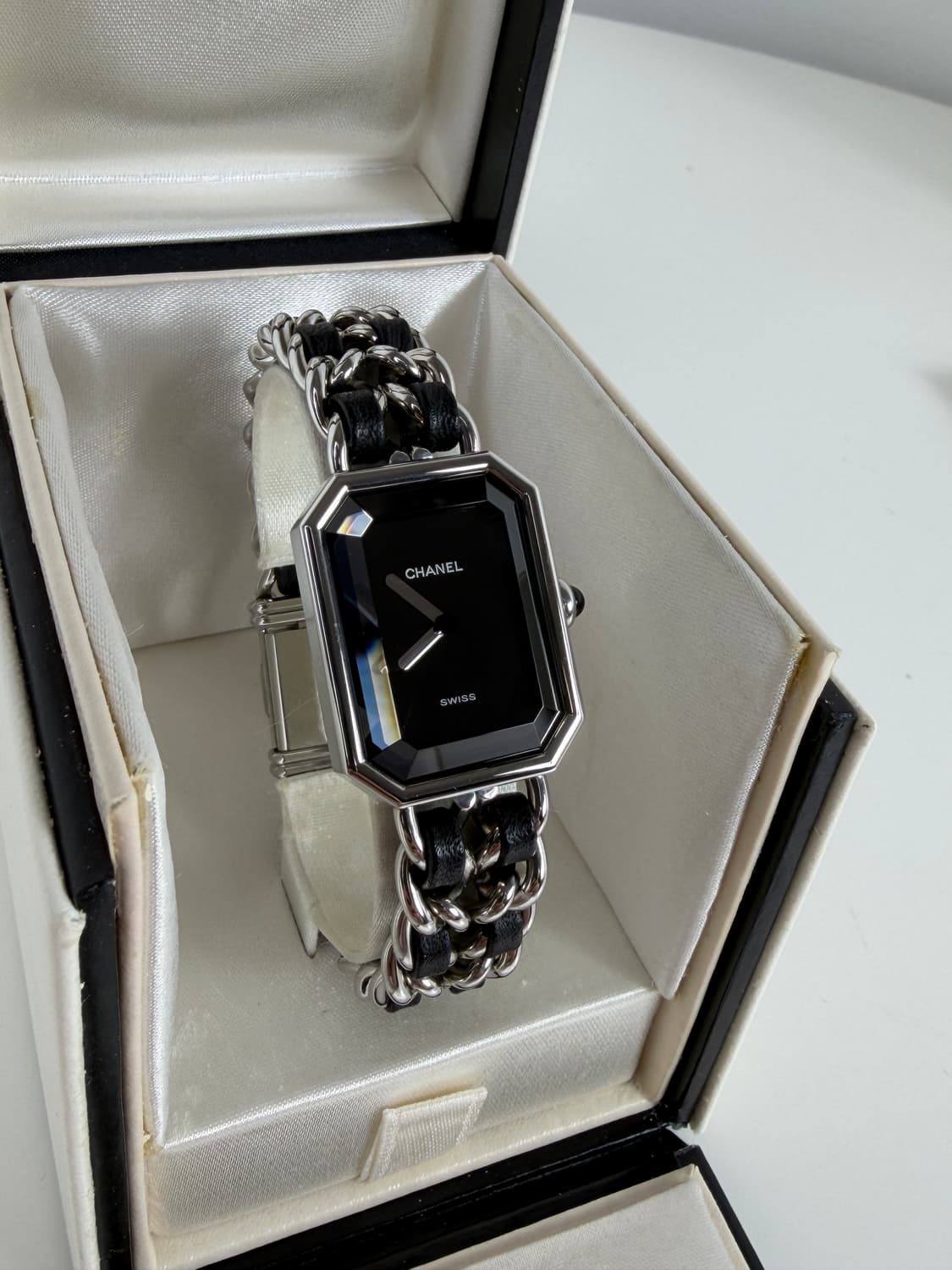 샤넬 프리미에르 실버 여성시계 M 상품이미지1