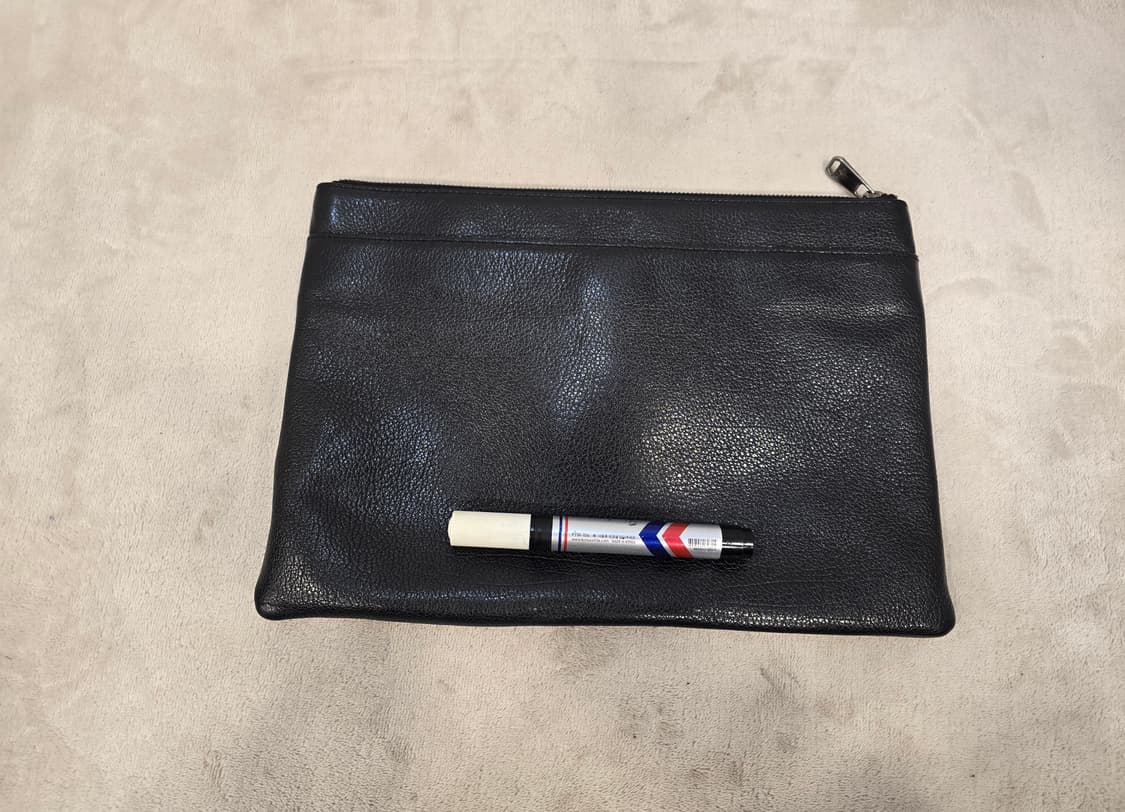 덱케 DEECKE 남여공용  블랙 가죽 클러치백 상품이미지2