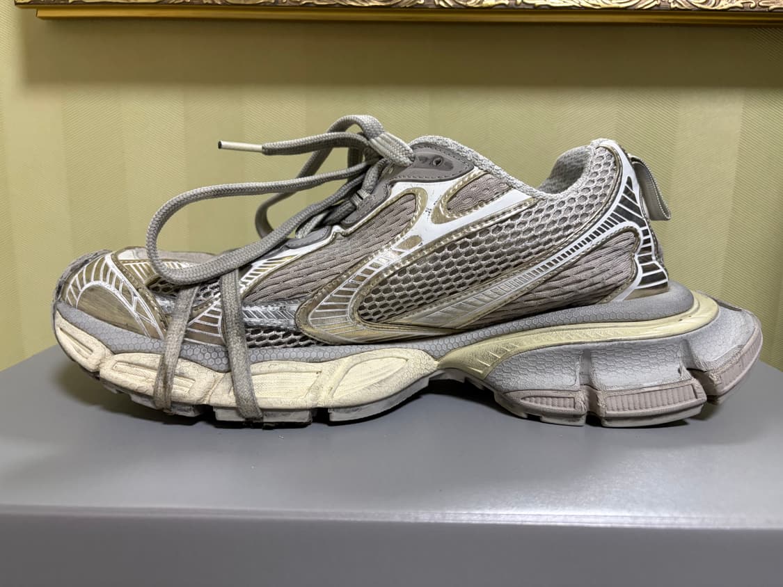 [42] 발렌시아가 3XL 에그쉘 상품이미지7