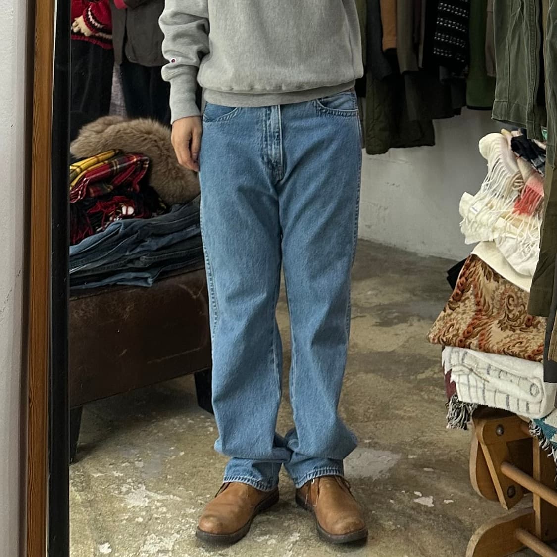 (착용컷) 리바이스 타입원 데님 팬츠 (남성용 34) 상품이미지3